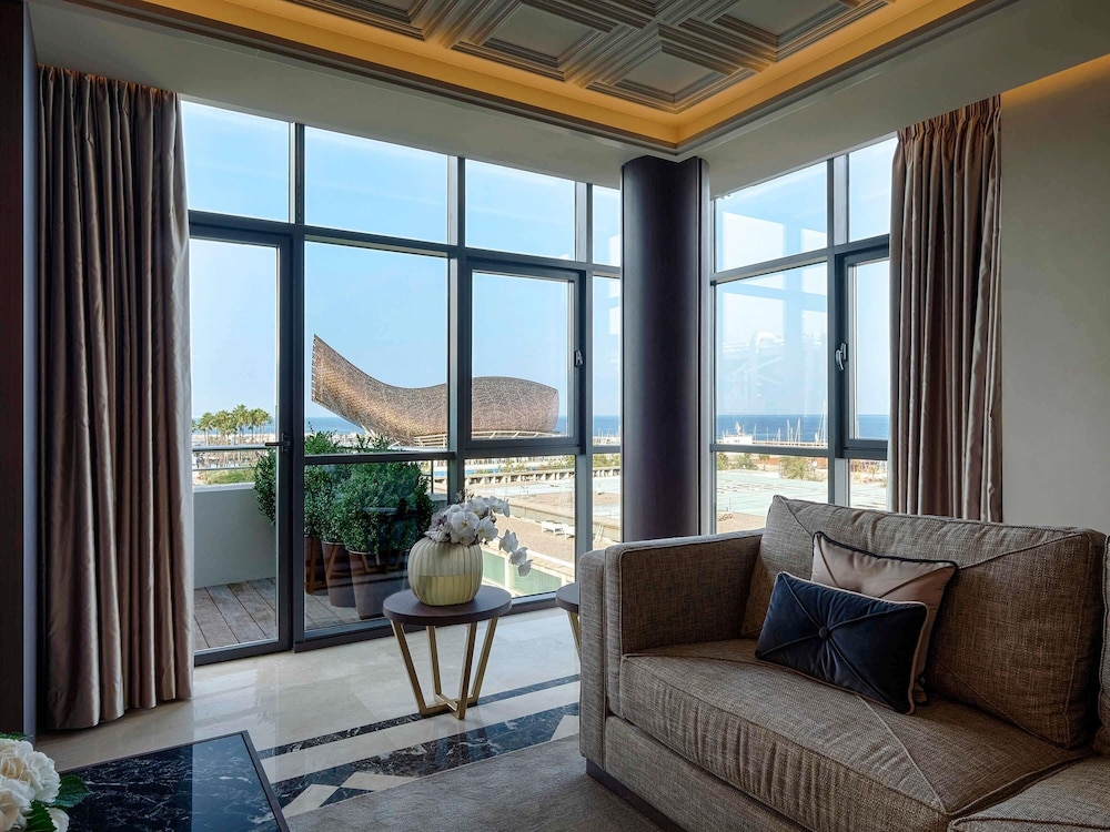Sofitel Barcelona Skipper Hotel 18