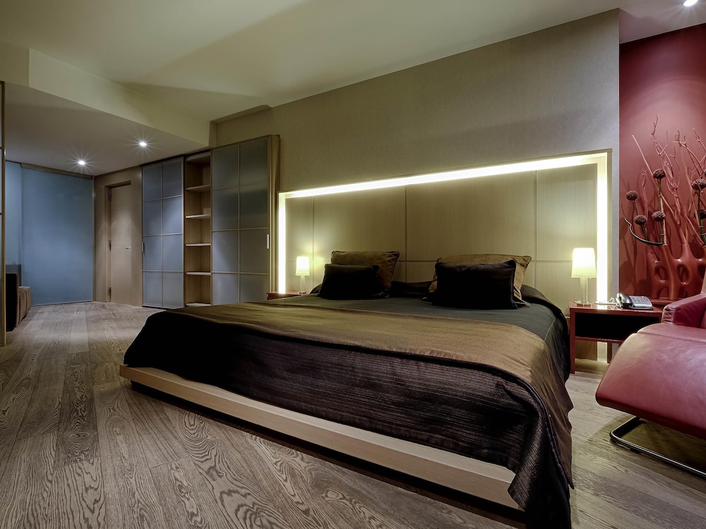 Sofitel Barcelona Skipper Hotel 11