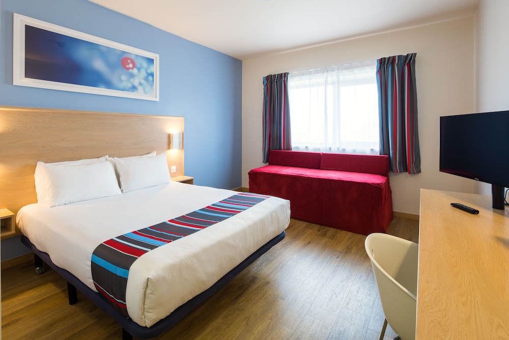 Travelodge Madrid Arturo Soria 9