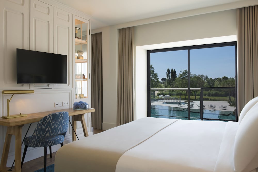 Hotel Camiral 18