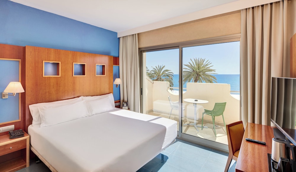 Kalma Sitges Hotel 11