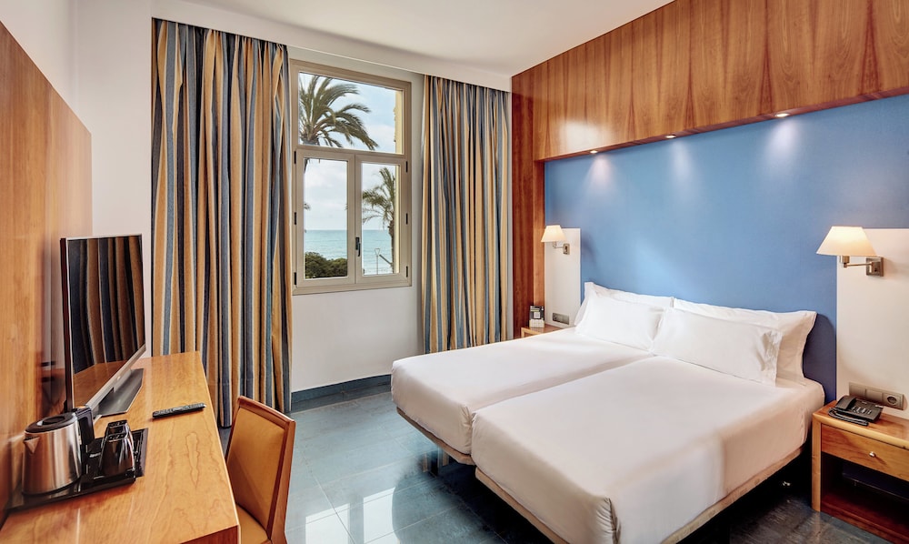 Kalma Sitges Hotel 12