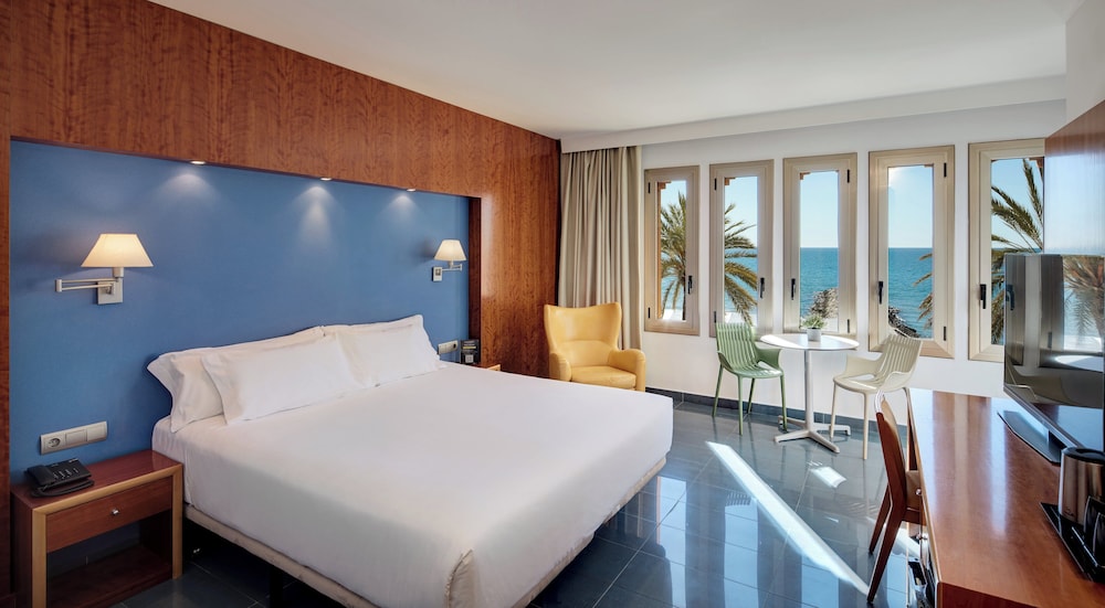 Kalma Sitges Hotel 13