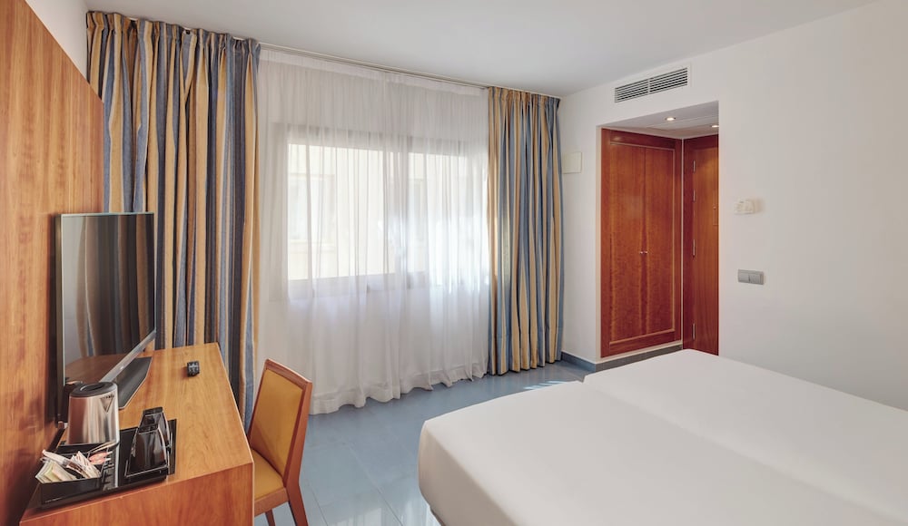 Kalma Sitges Hotel 17