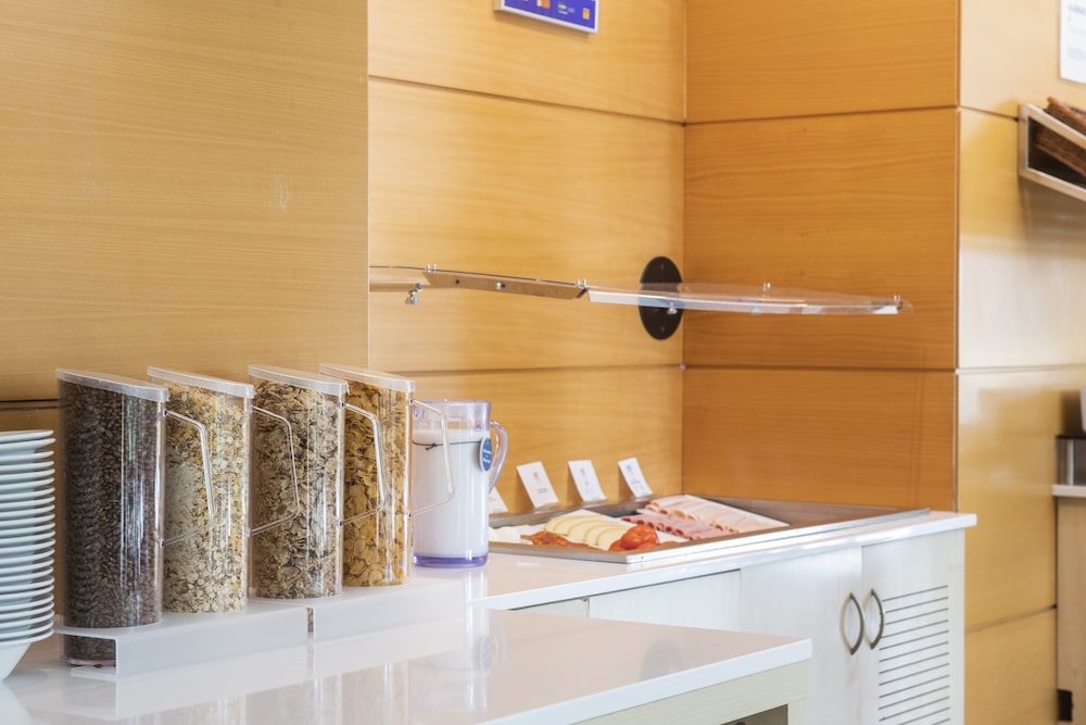 Holiday Inn Express Barcelona - Montmelo 24