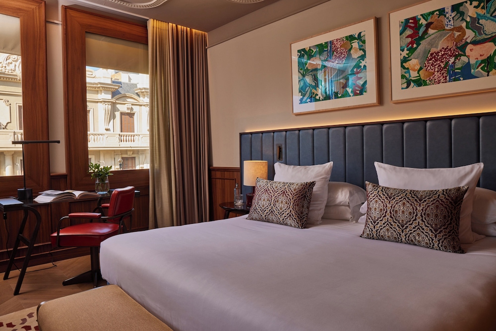 Grand Hotel Central 10