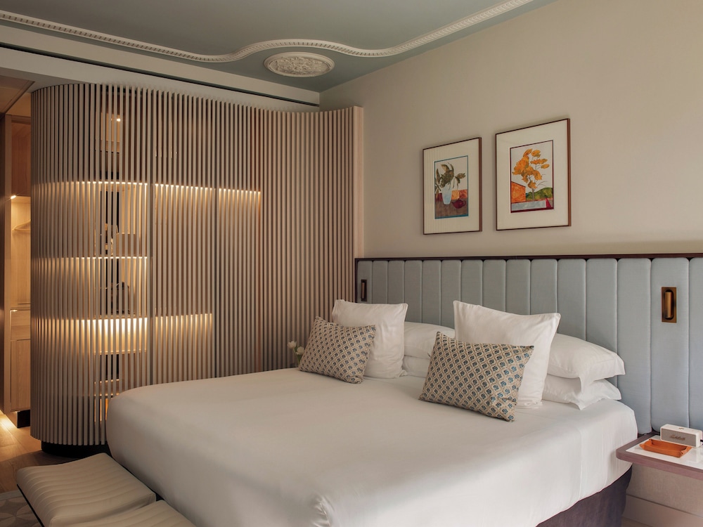 Grand Hotel Central 24