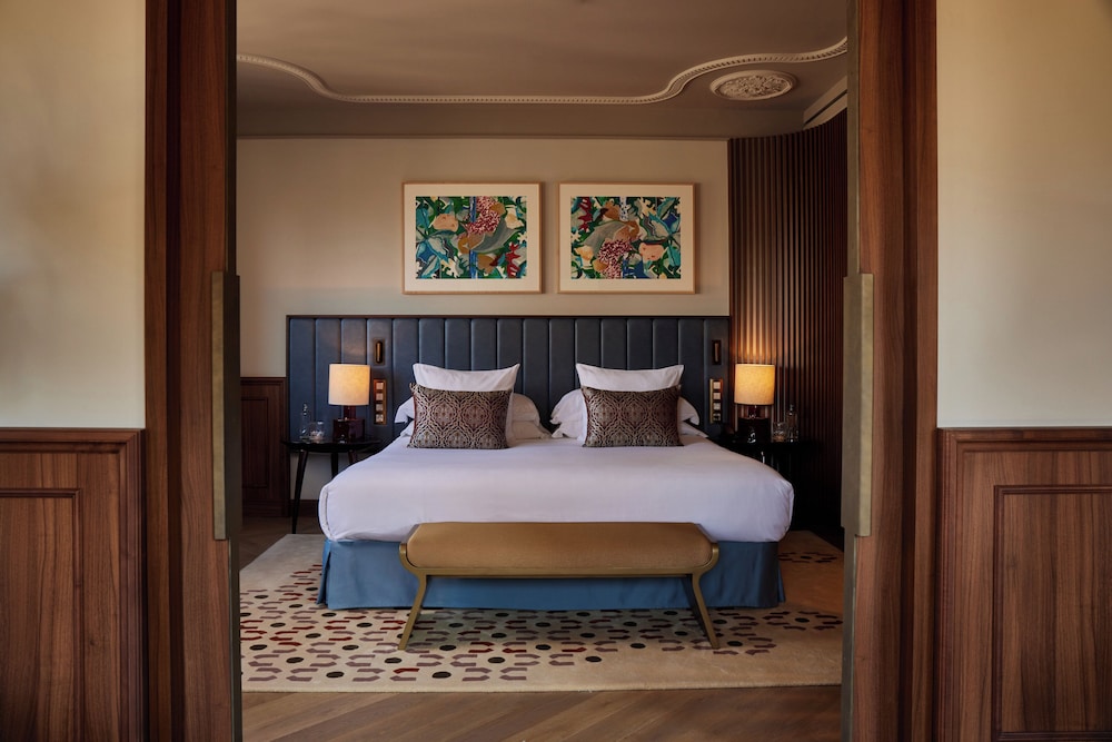 Grand Hotel Central 19
