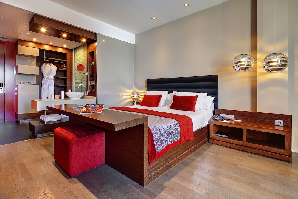 Olivia Plaza Hotel 13