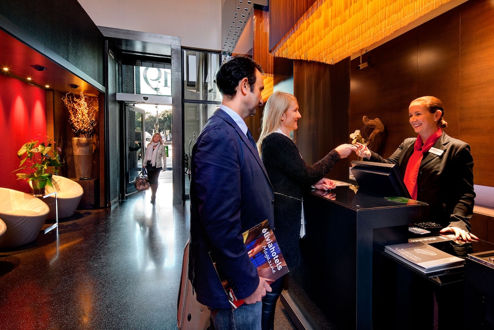 Olivia Plaza Hotel 4