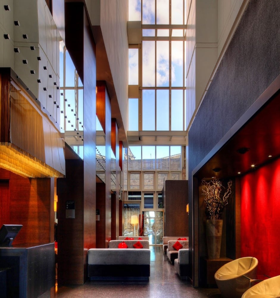 Olivia Plaza Hotel 2