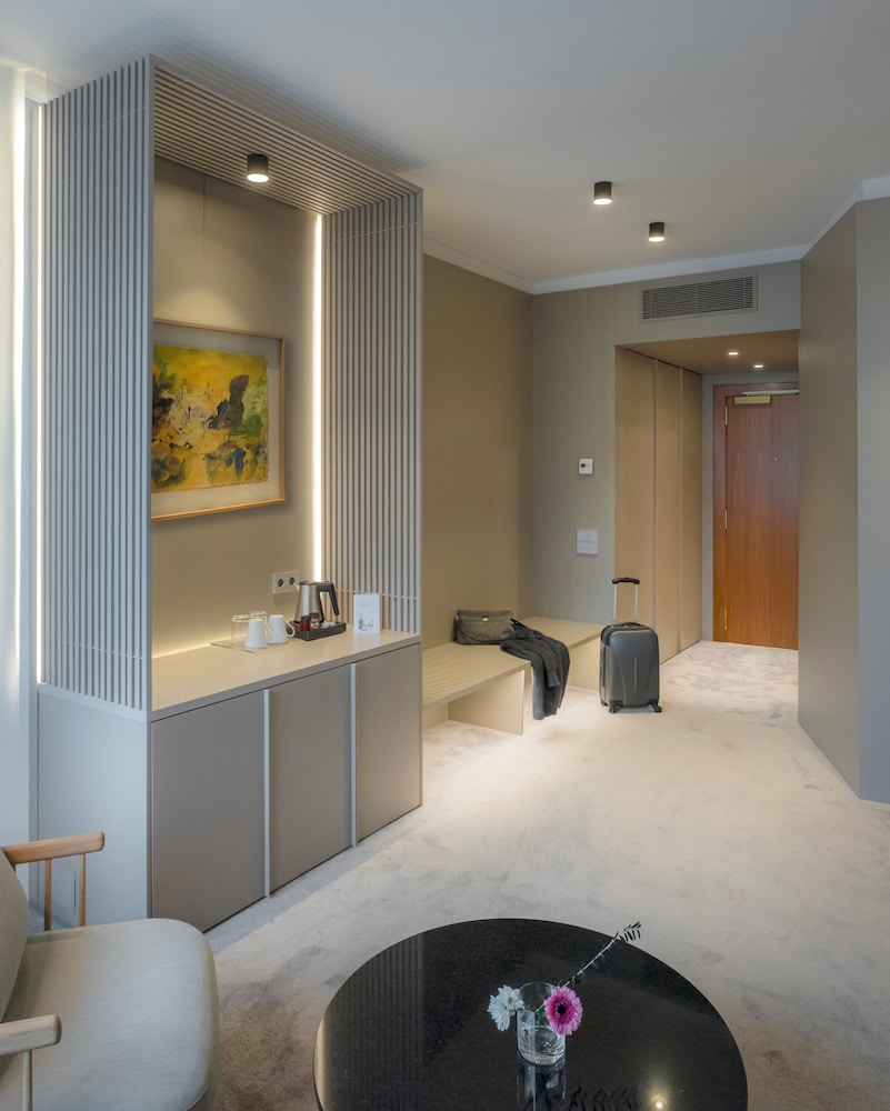 Hotel Carlemany 18