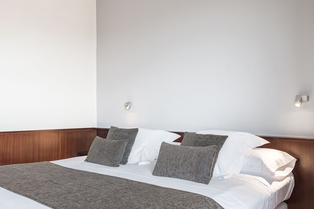 Hotel Empordá 23