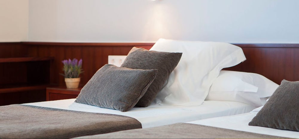 Hotel Empordá 8