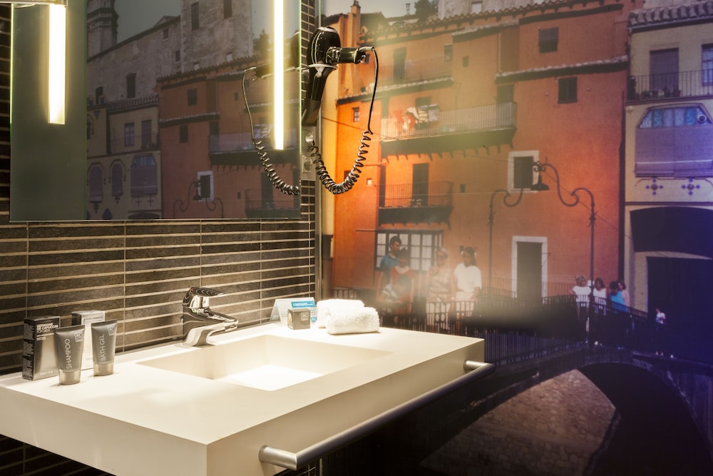 Hotel Palau de Bellavista Girona by URH Hotels 24