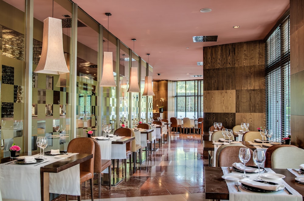 Eurostars Suites Mirasierra 12