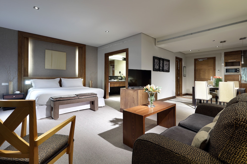 Eurostars Suites Mirasierra 8