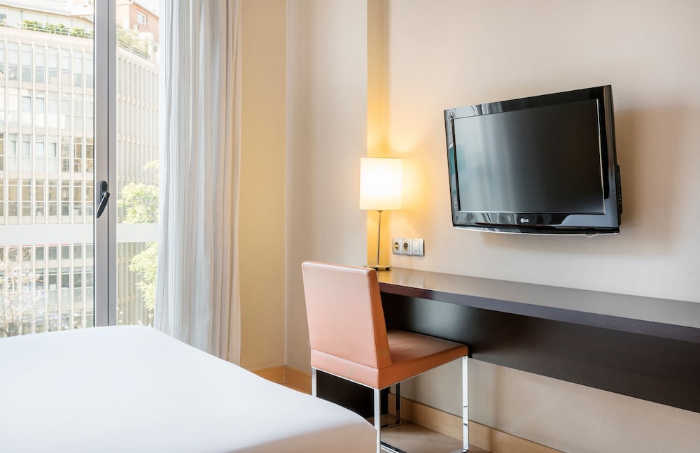 Hotel ILUNION Auditori 21