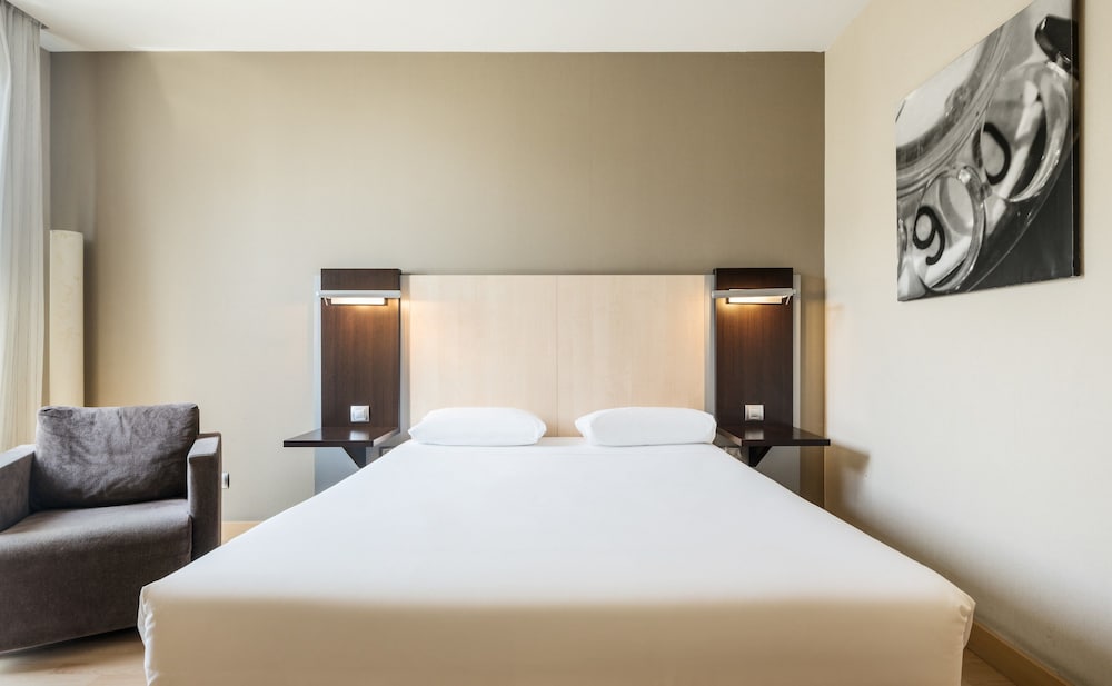 Hotel ILUNION Auditori 16