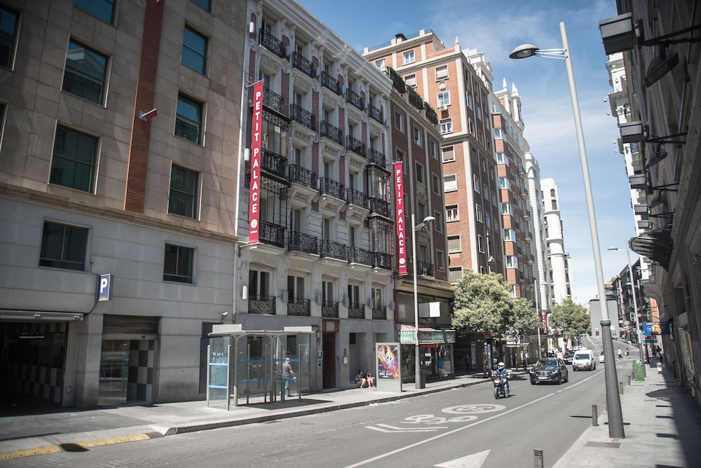 Petit Palace Plaza España 1