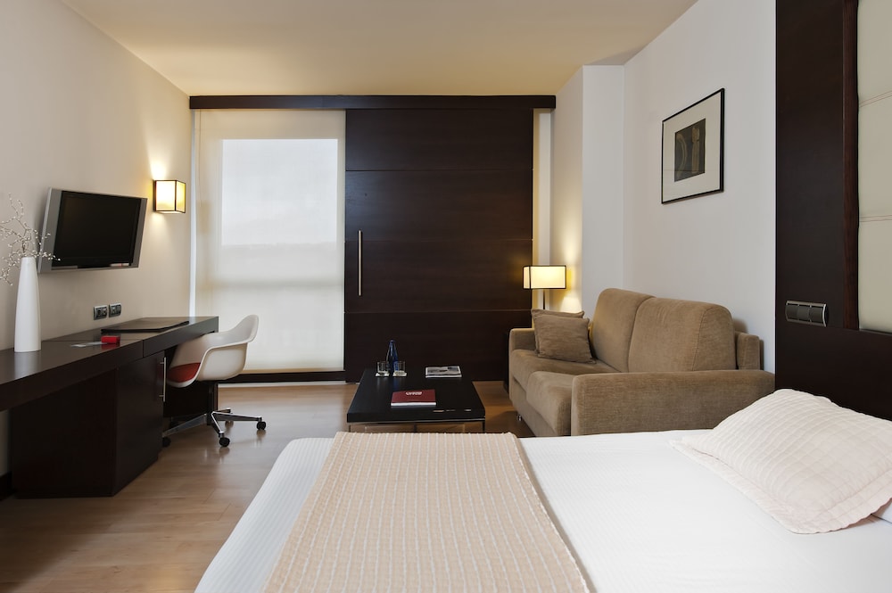 Eurostars I-Hotel 5