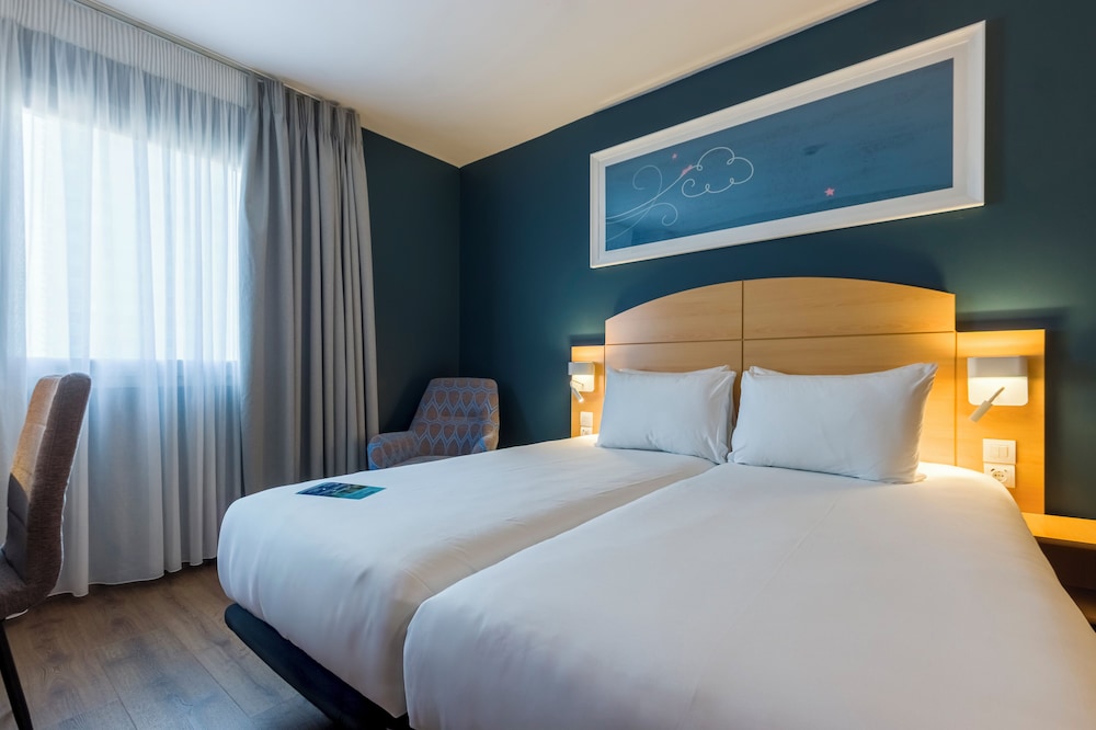 Travelodge Madrid Alcala de Henares 4