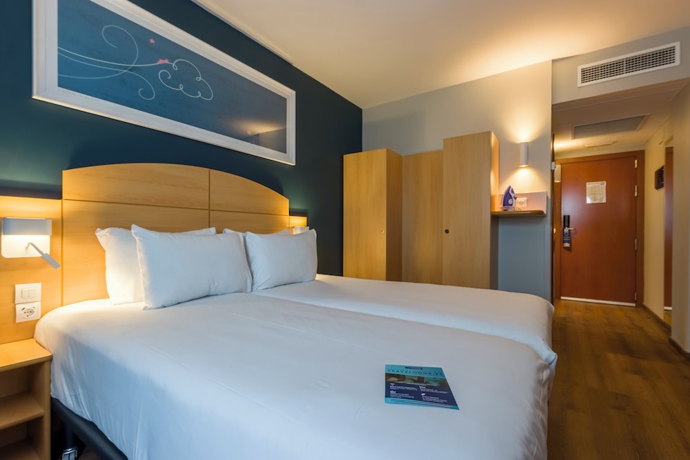 Travelodge Madrid Alcala de Henares 7