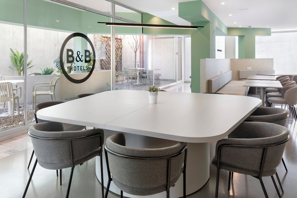 B&B HOTEL Madrid Pinar de Las Rozas 15