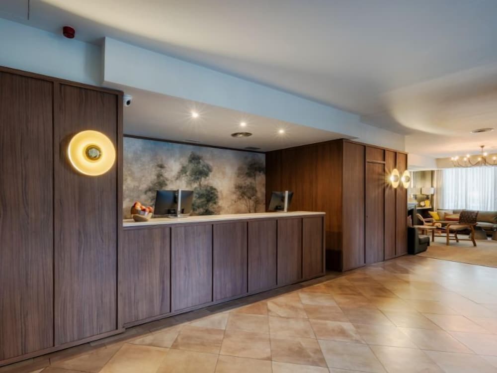 Hotel Luze Castellana 5