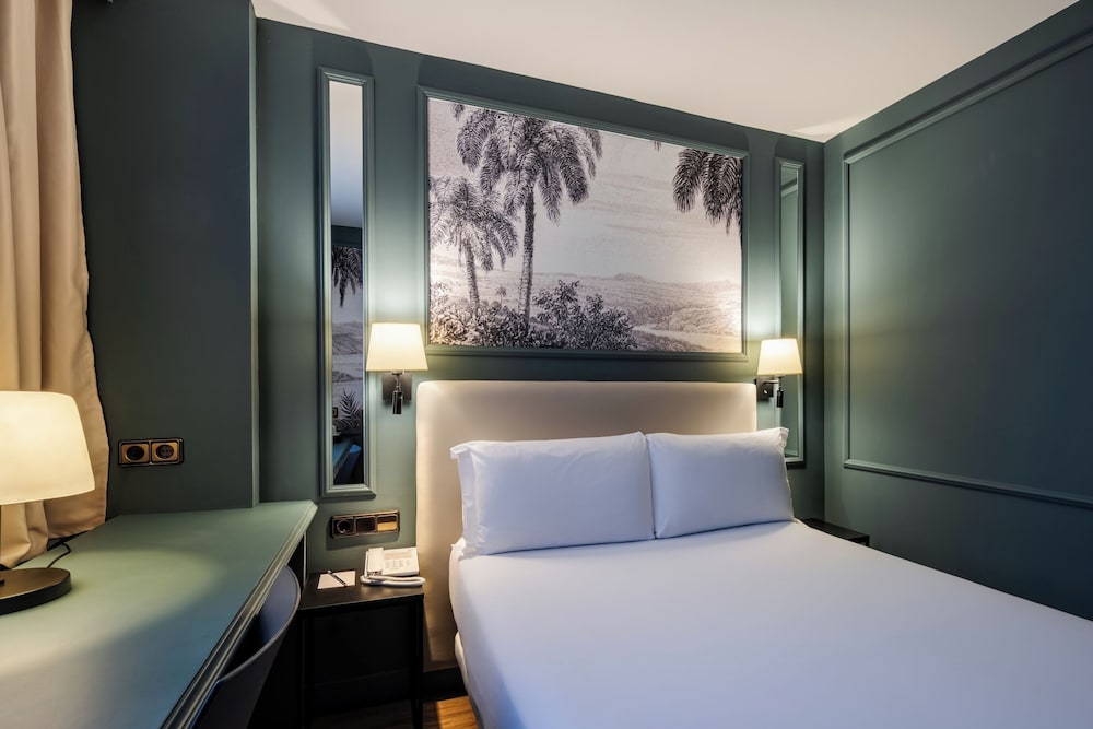Hotel Luze Castellana 11