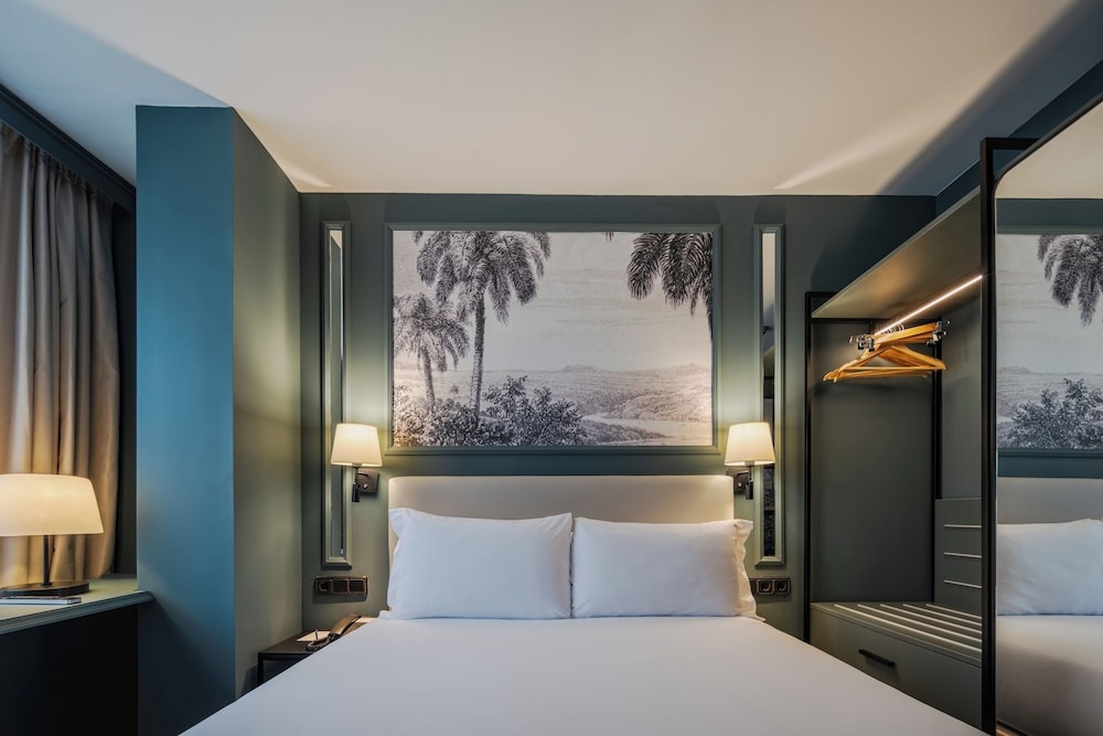 Hotel Luze Castellana 10