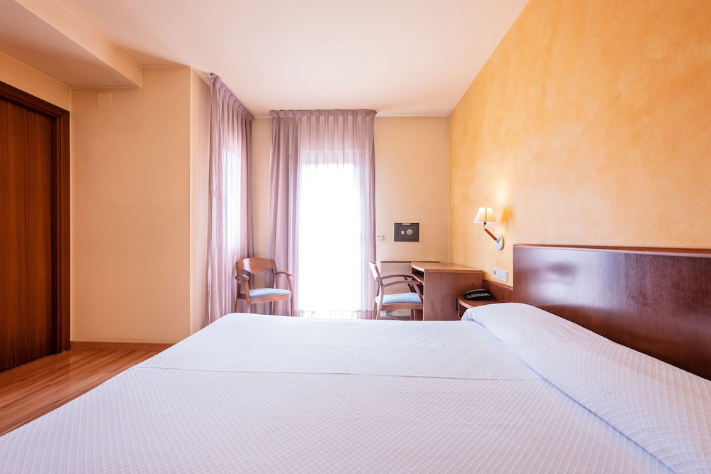 Hotel La Perla 7