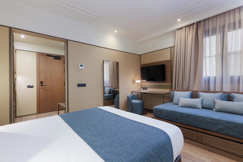 Hotel Medinaceli 15