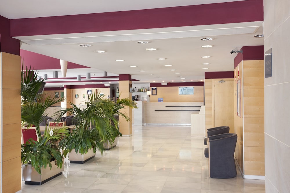 Holiday Inn Express Madrid - Alcorcon 18