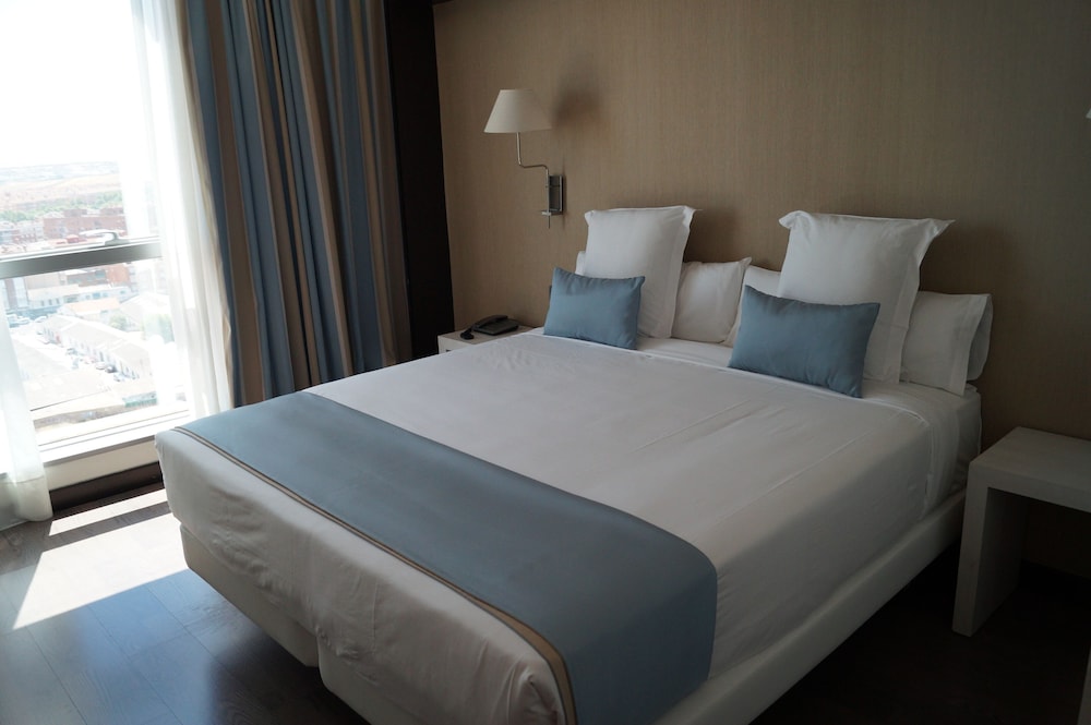 LCB Hotel Fuenlabrada 8