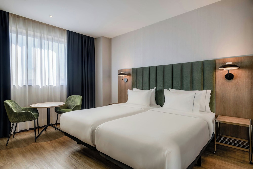 AC Hotel Madrid Feria 14