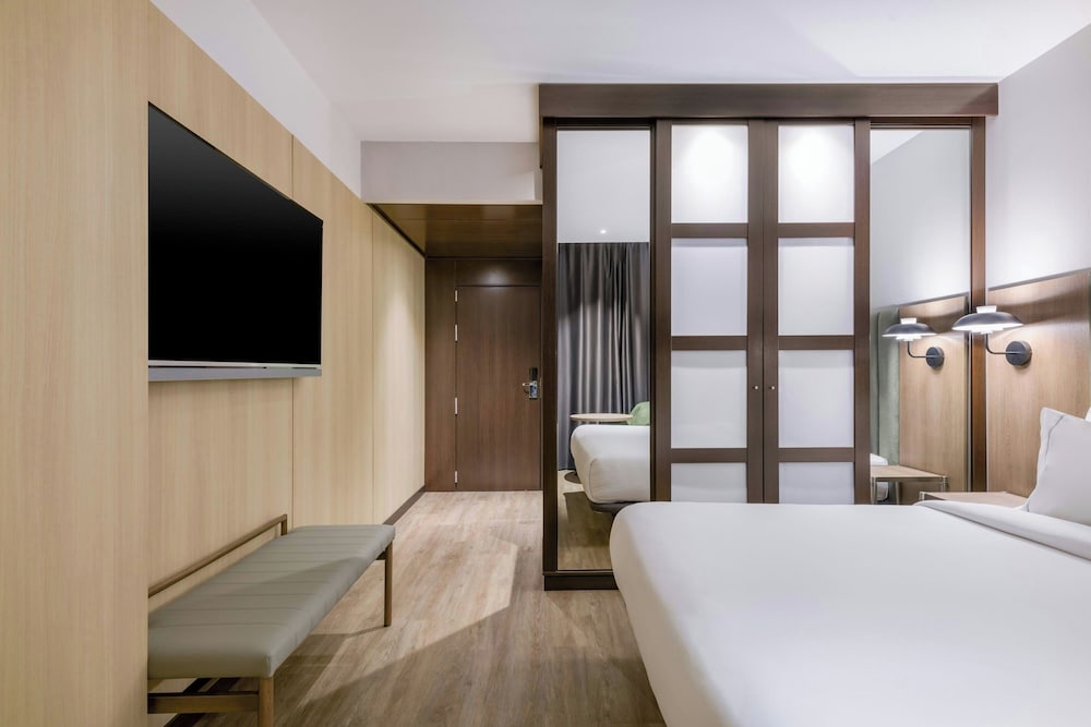AC Hotel Madrid Feria 12