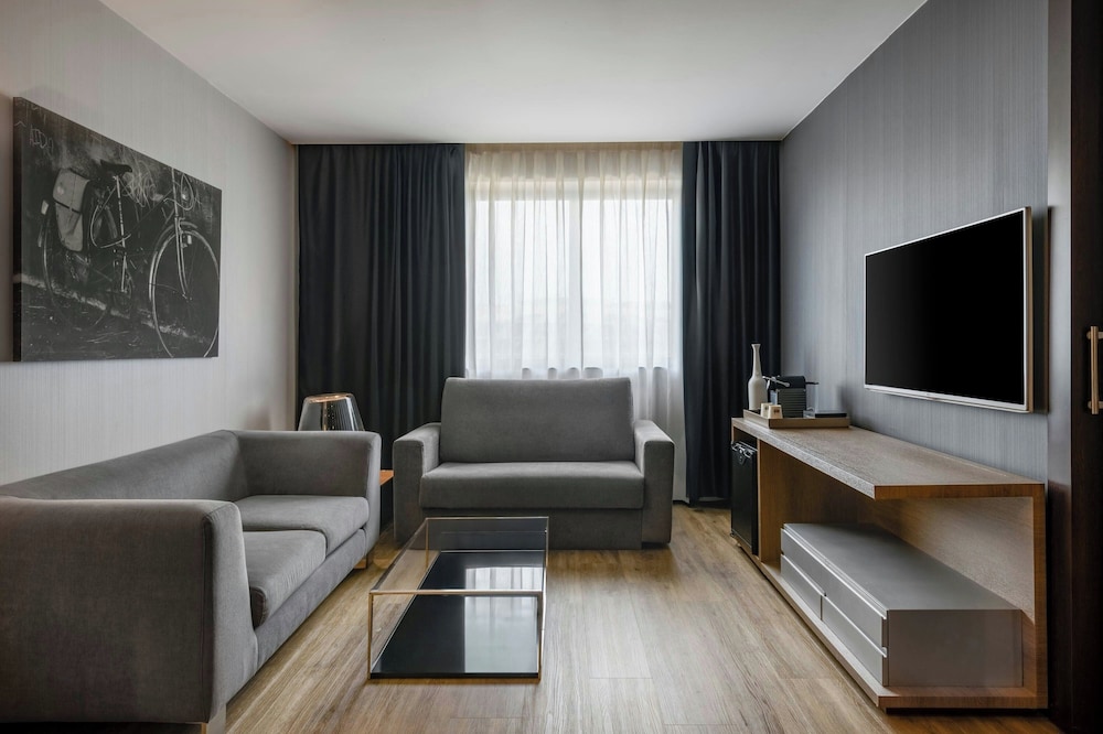 AC Hotel Madrid Feria 24