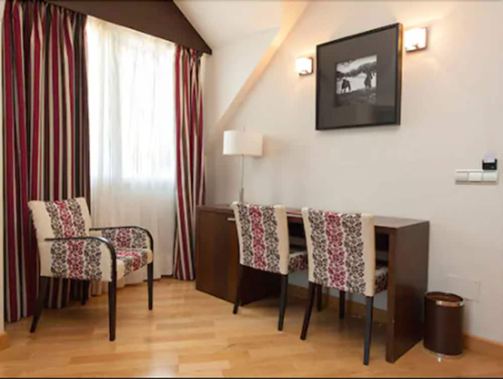 Hotel FC Villalba 15