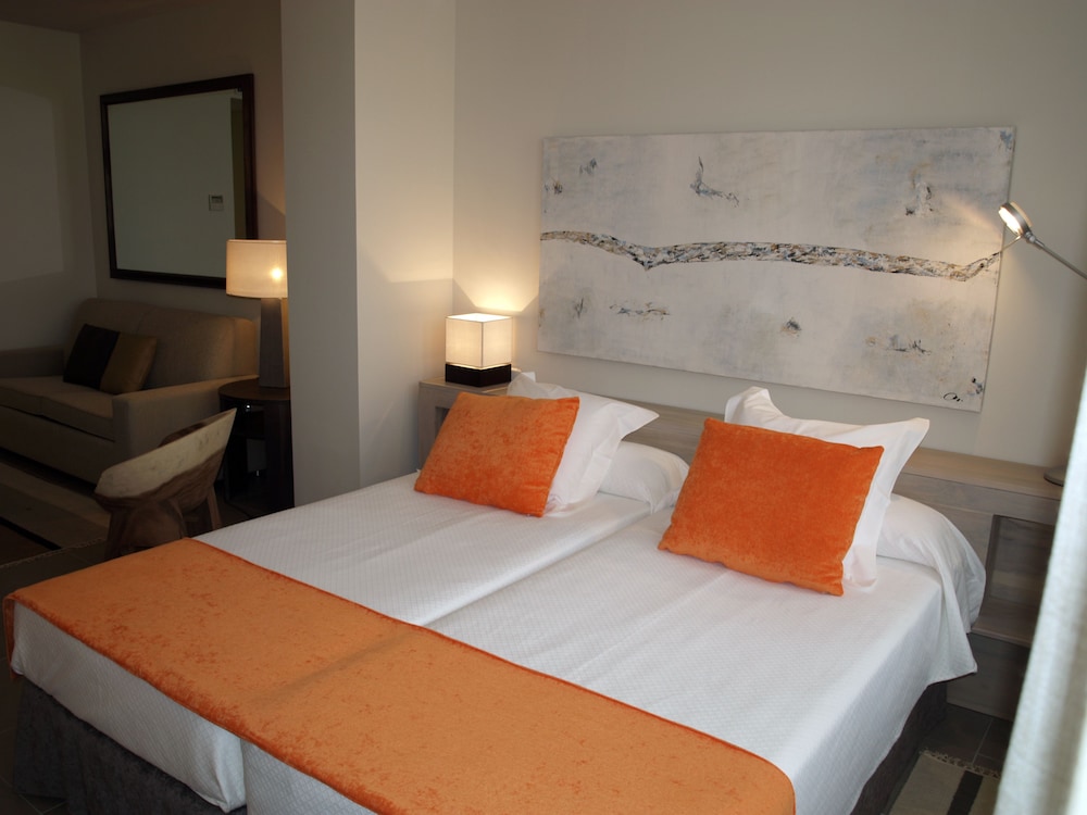 Eco Alcalá Suites 4