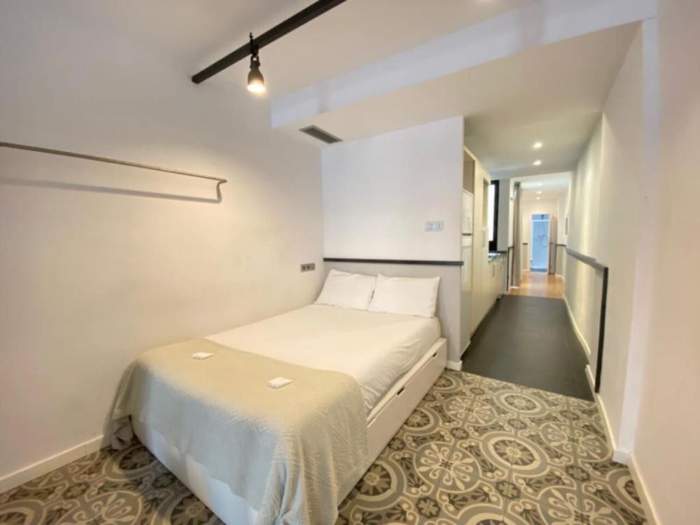 Liceu Apartments by Gaiarooms 1