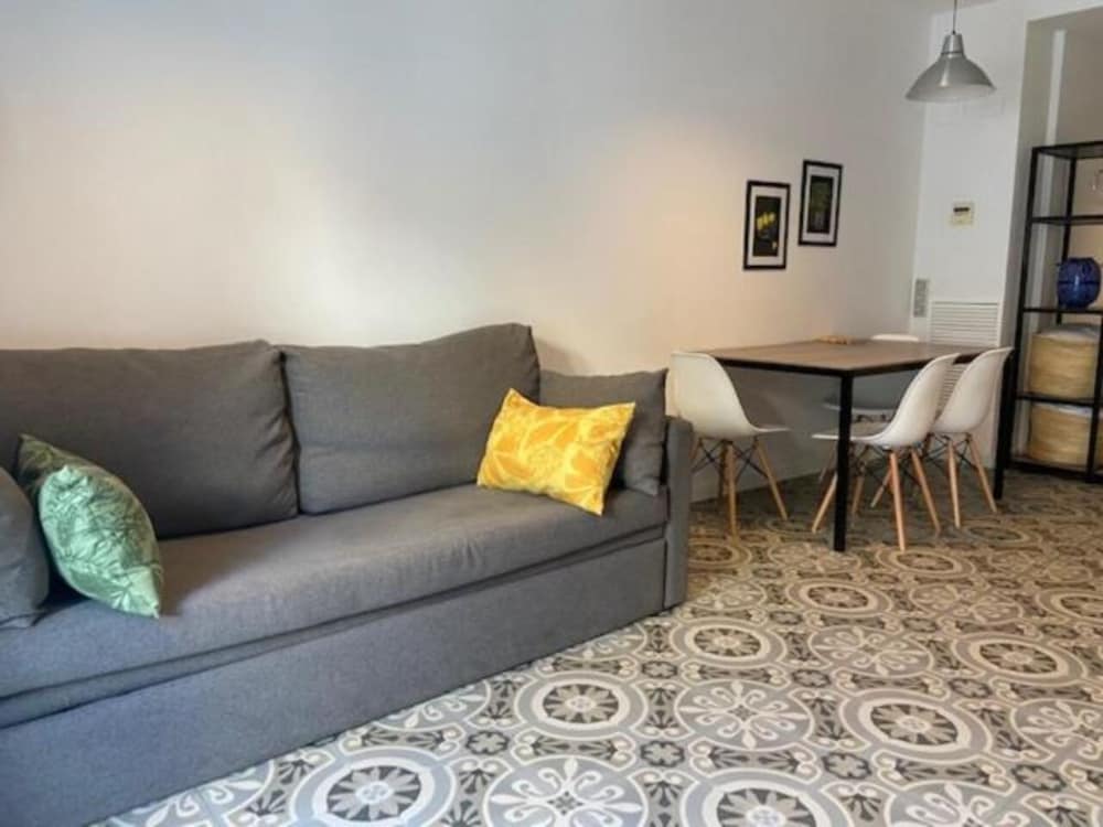 Liceu Apartments by Gaiarooms 20