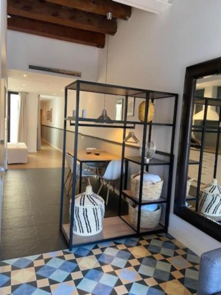 Liceu Apartments by Gaiarooms 22