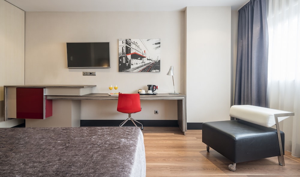 Hotel ILUNION Barcelona 24