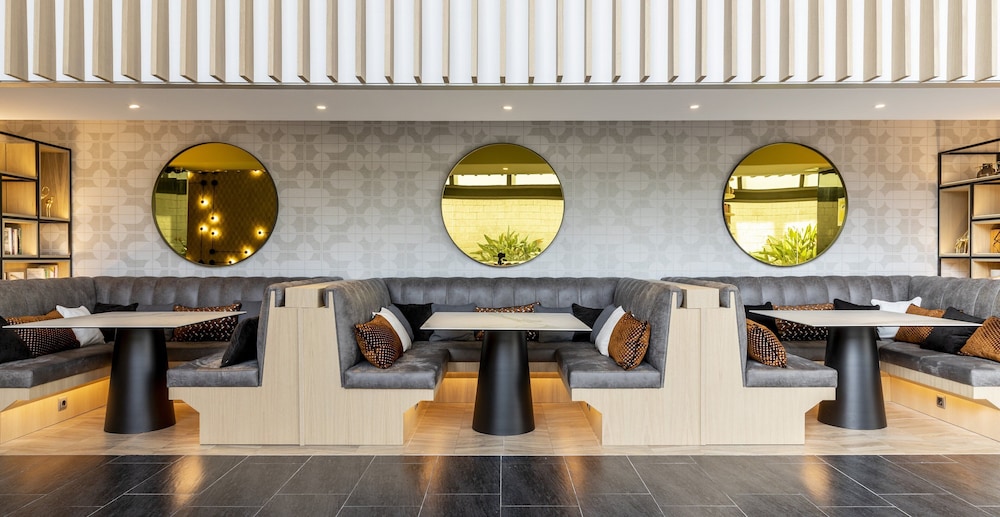 Hotel ILUNION Barcelona 6
