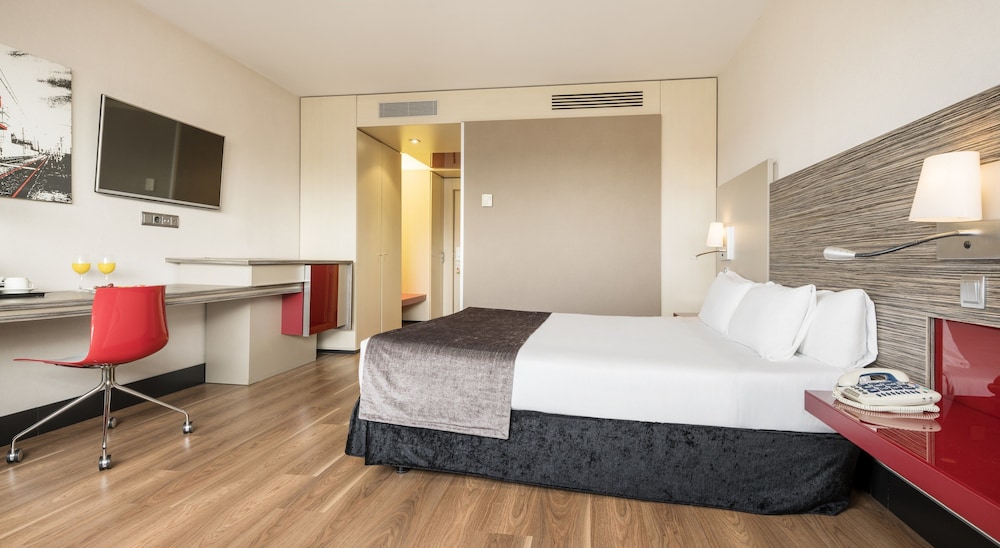 Hotel ILUNION Barcelona 23