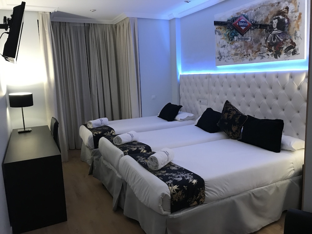 Hotel Suites Feria 14