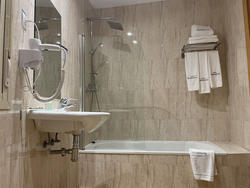 Hotel Suites Feria 21