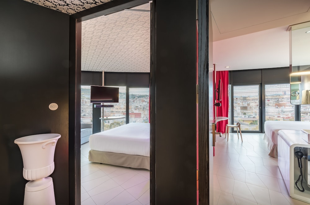 Barceló Raval 14