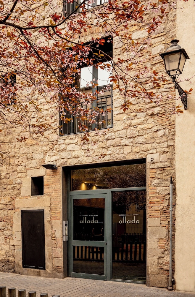 Aparthotel Allada 15